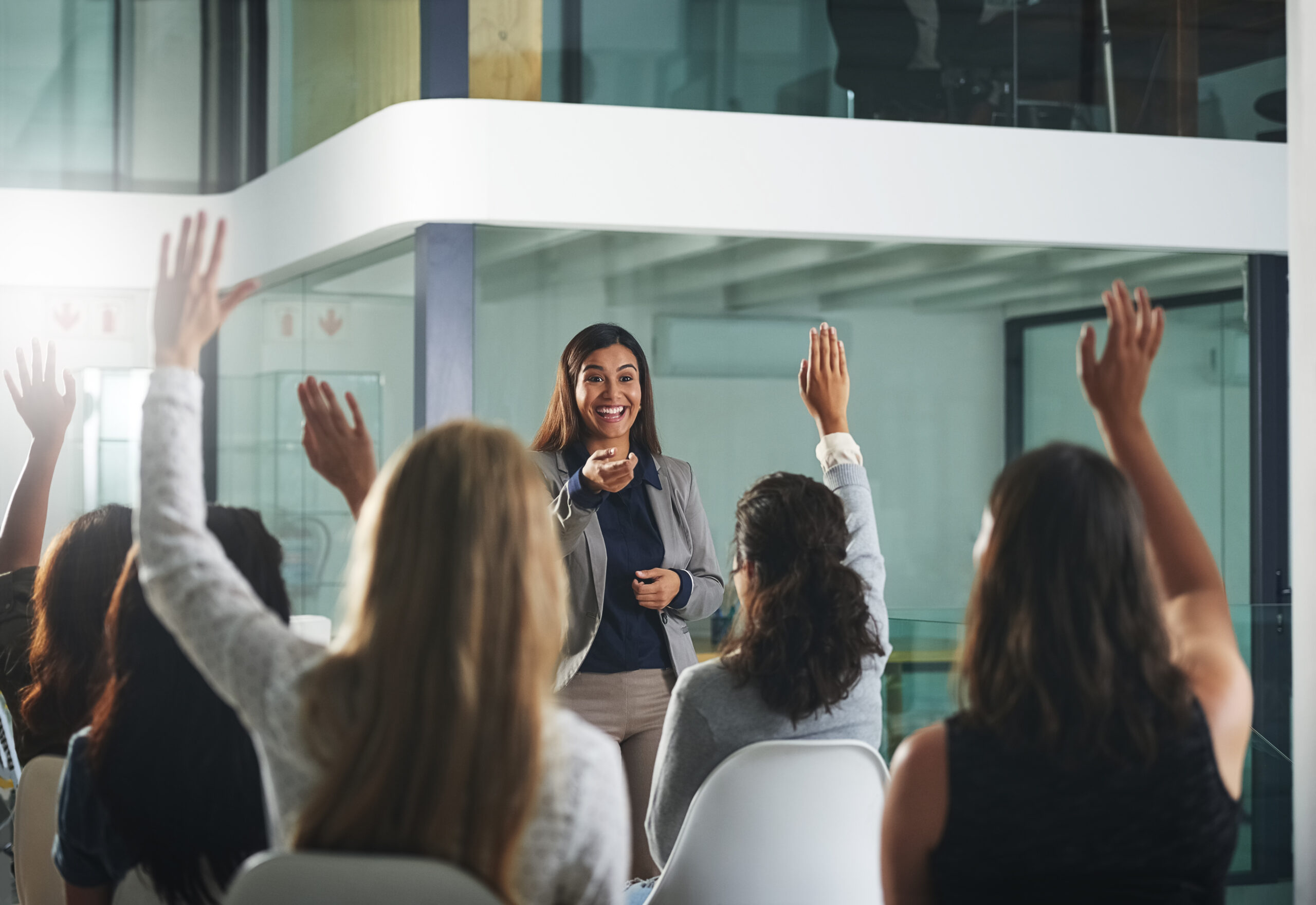 Understanding Voice Bias: Samara Bay Teaches Us How To Sound Like Ourselves