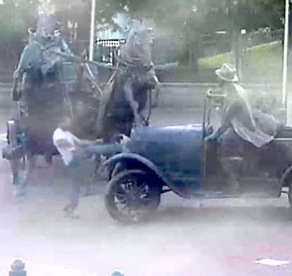 Tulsa police seek suspect accused of damaging Route 66 Model T landmark