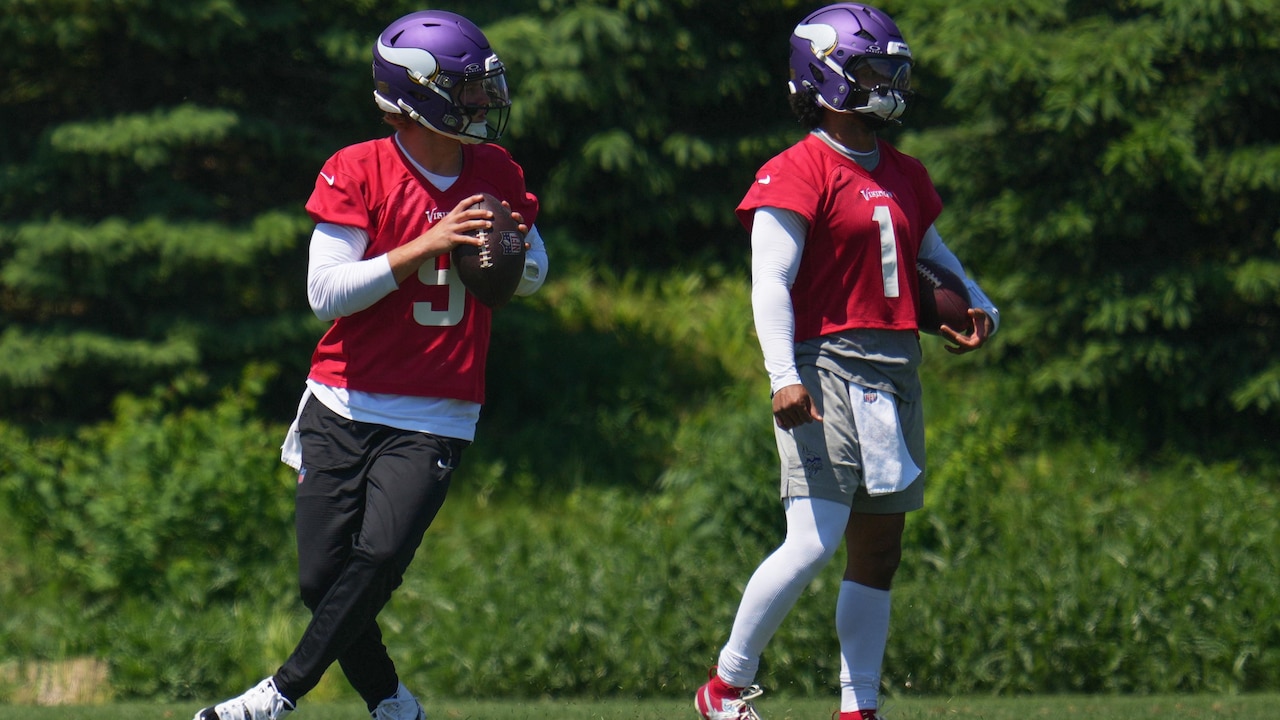 J.J. McCarthy, left, and Kyler Murray