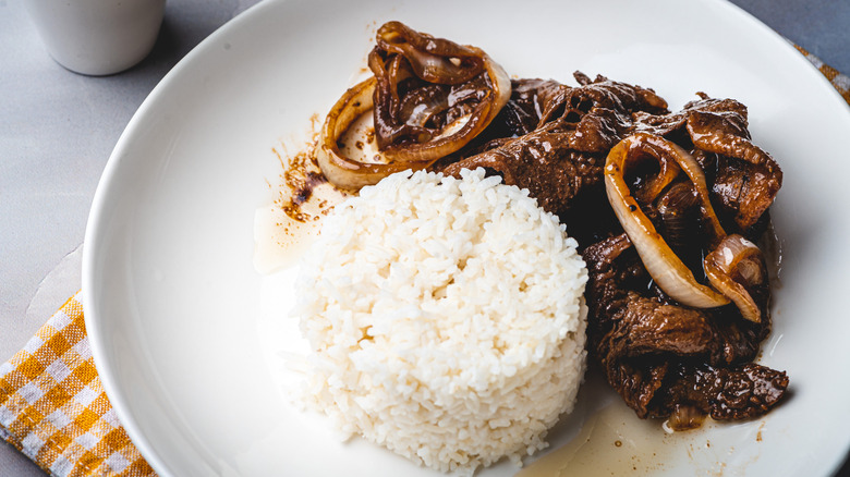 How Filipino Bistek Tagalog Differs From Other Steak Dishes