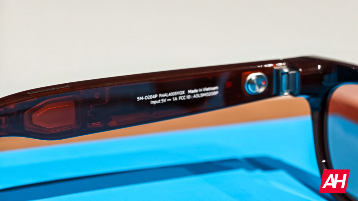 Samsung Intelligent Eyewear AH 29