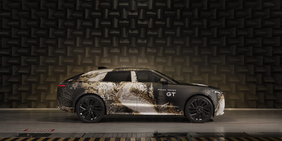 Range Rover GT Toes the Line Between Sedan and SUV