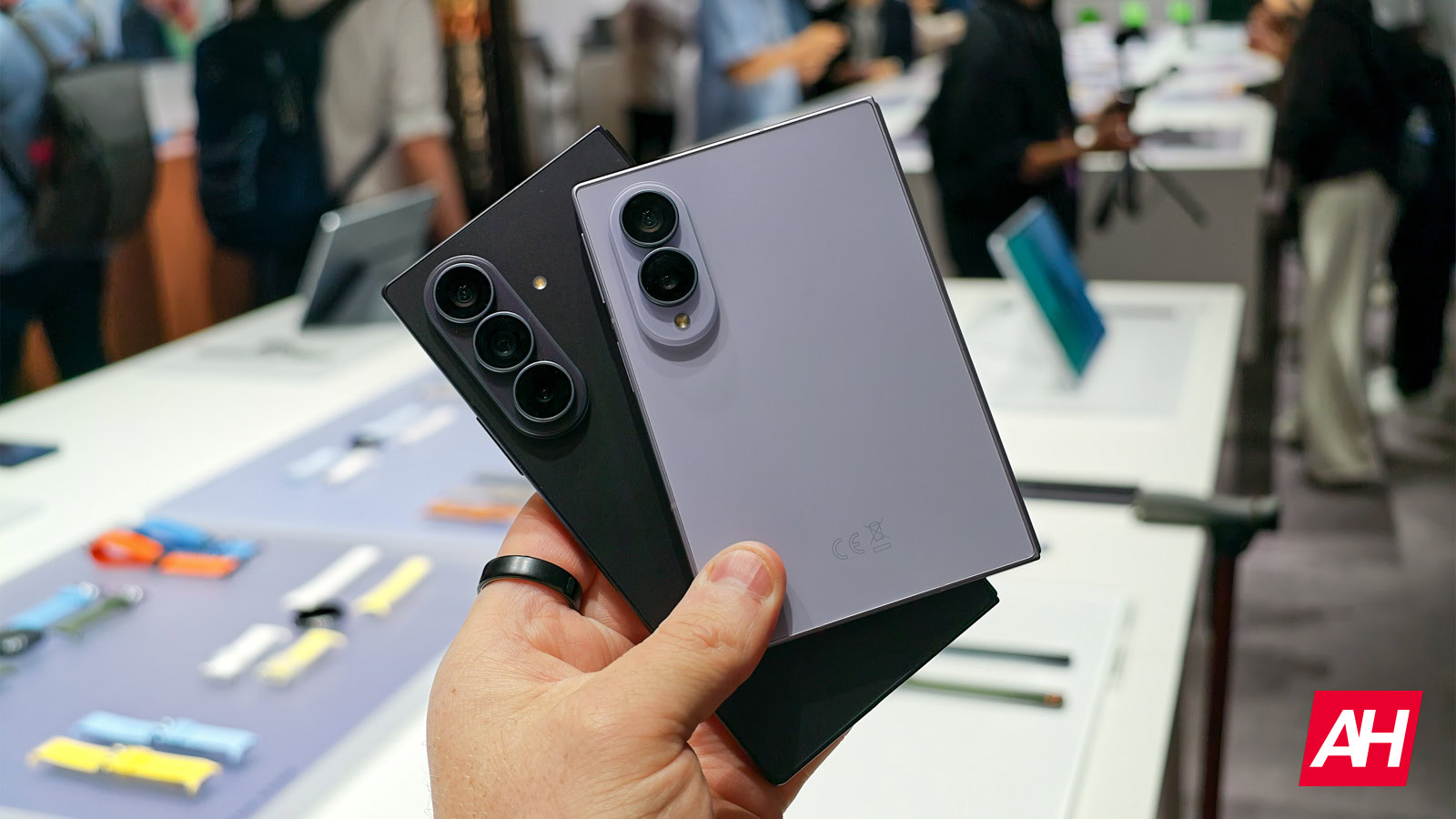 No S Pen again this year, but Samsung isn't closing the door on it forever
