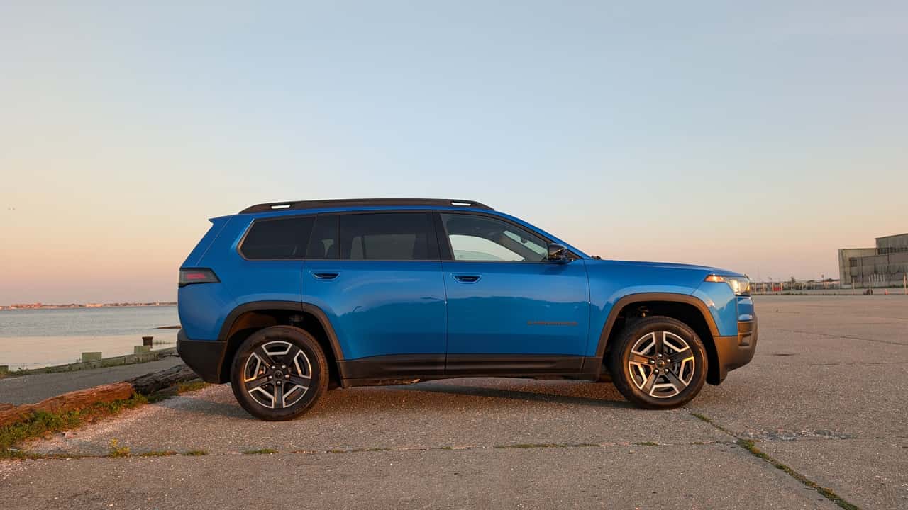 2026 Jeep Cherokee Hybrid