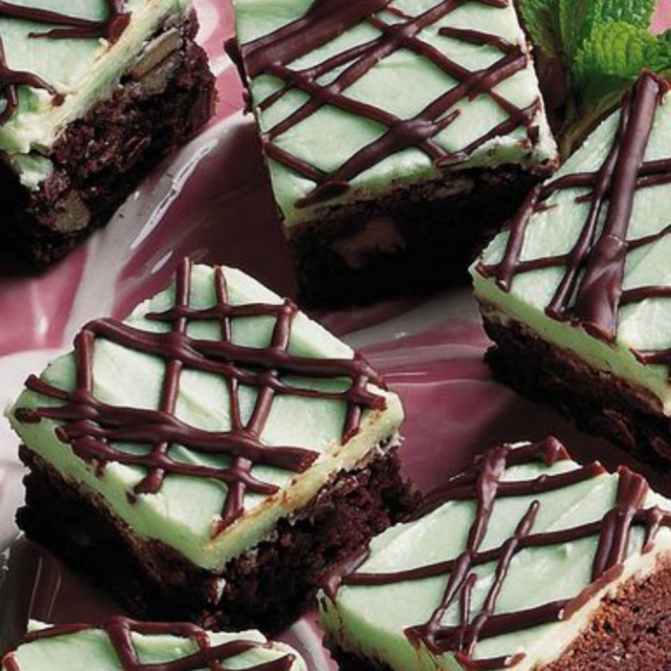 21 Easy (and Impressive) Baked Goods To Bring to a Neighbor