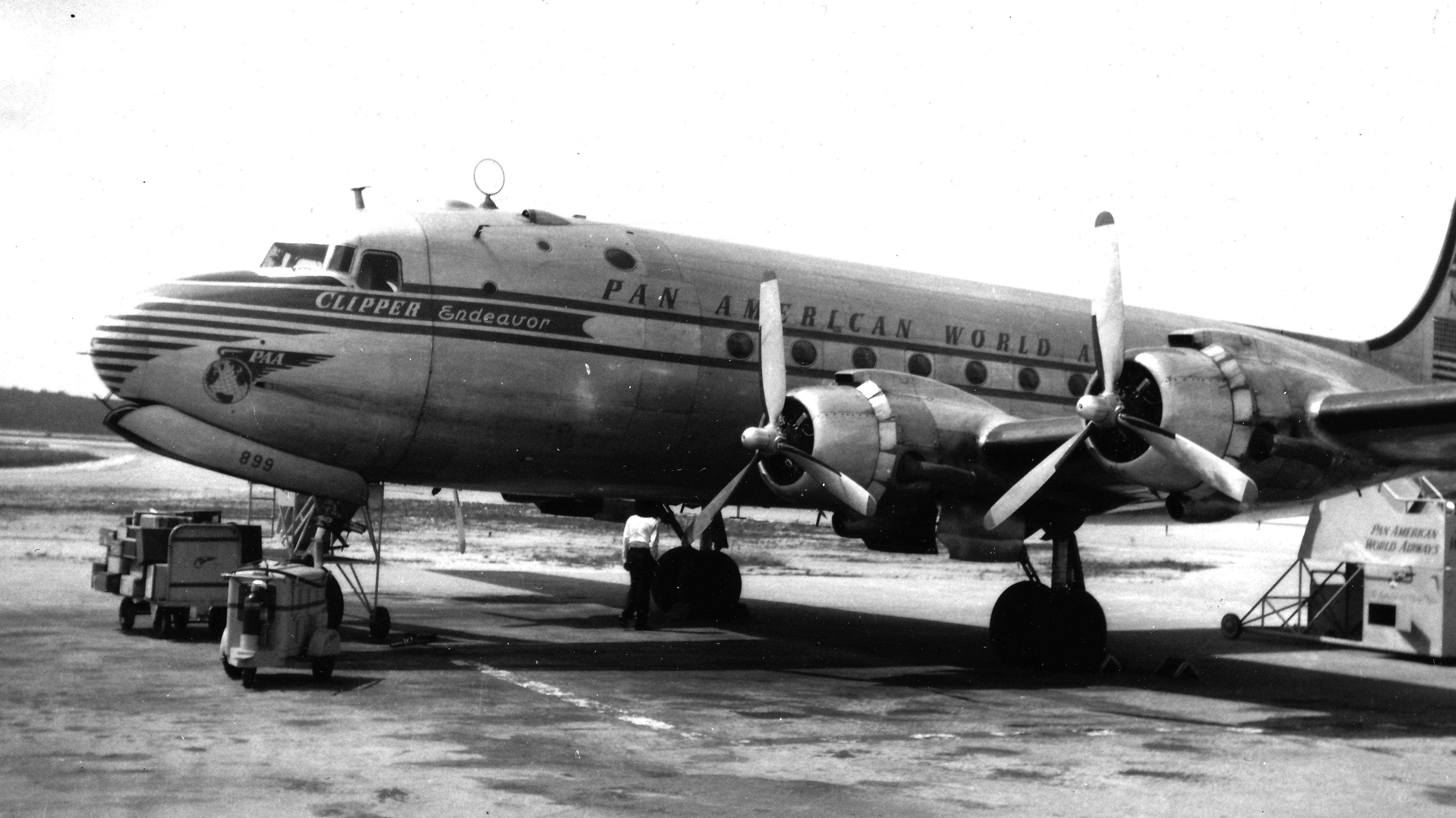 The Clipper Endeavor sank minutes after a hard water landing, killing 52