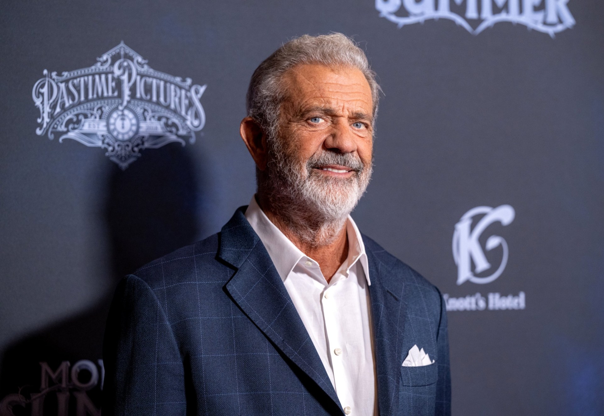 Elon Musk says he’d fund a $100,000,000 Mel Gibson adaptation of The Odyssey