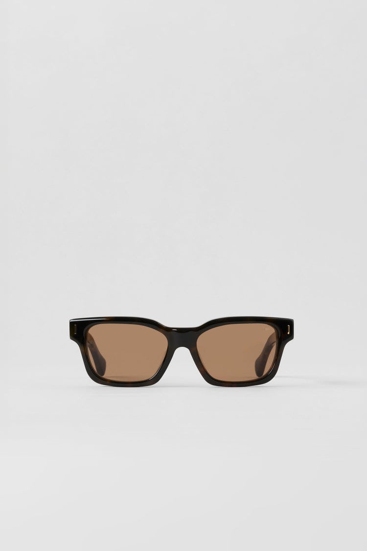 Alo's Debut Sunglasses Are Made For Every Occasion