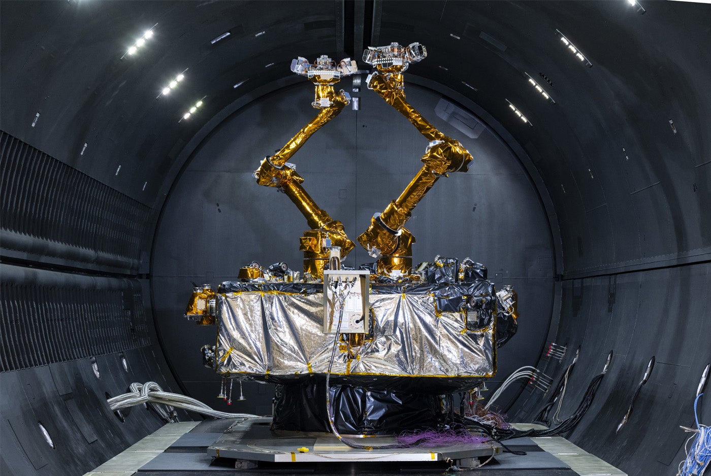 The robotic payload can fix satellites in geostationary orbit more than 35,000 kilometres above Earth (DARPA)