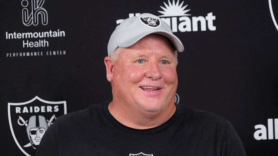 Chip Kelly is trending in Oregon circles for wrong reasons