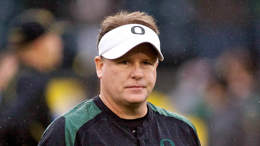 Eugene, OR, USA; Oregon Ducks head coach Chip Kelly before a game against the Arizona Wildcats at Autzen Stadium.