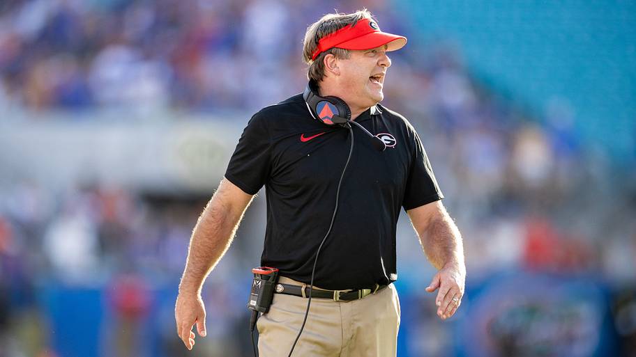 Kirby Smart completely brushed off the criticism surrounding Mike Bobo, 'He doesn't care'