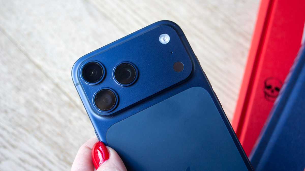 I’m a die-hard Apple user. Here’s the travel tech I refuse to leave at home