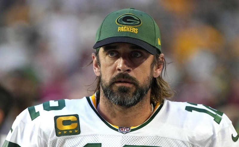 Aaron Rodgers Reunites With His Family After Years of EstrangementCould This Be His Biggest Victory Yet?