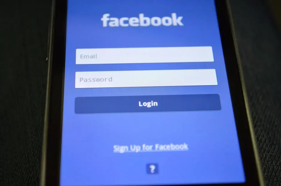 6. Passwords tied to old or forgotten accounts (Image Credits: Pexels)