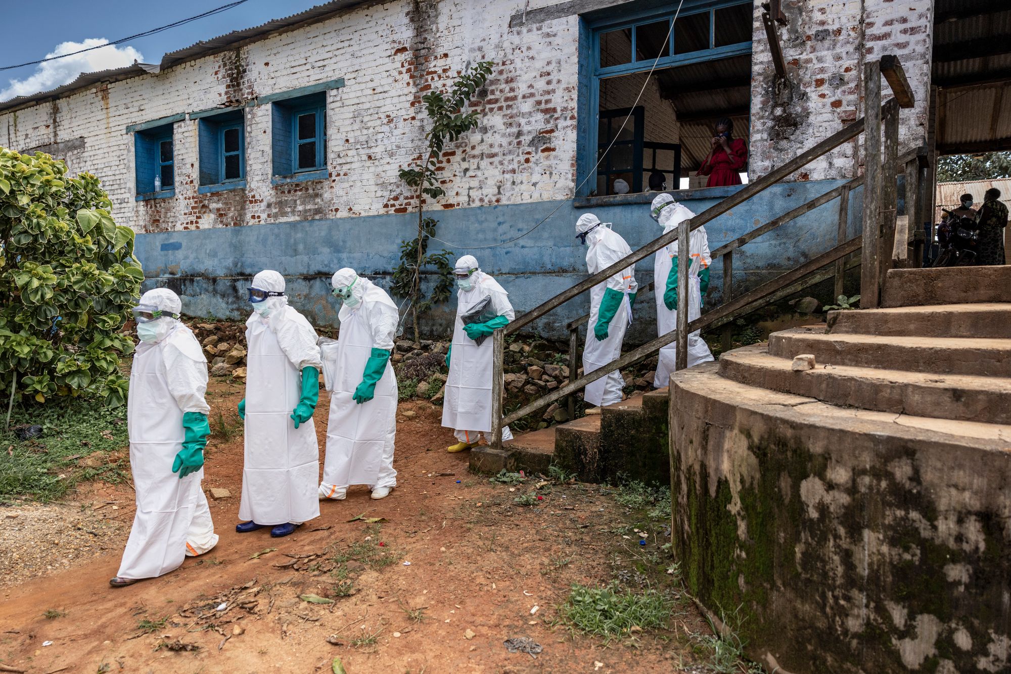 Health workers wearing protective equipment outside the General Referral Hospital in Mongbwalu, Democratic Republic of Congo, during the Ebola outbreak response on 21 May 2026 (Getty)