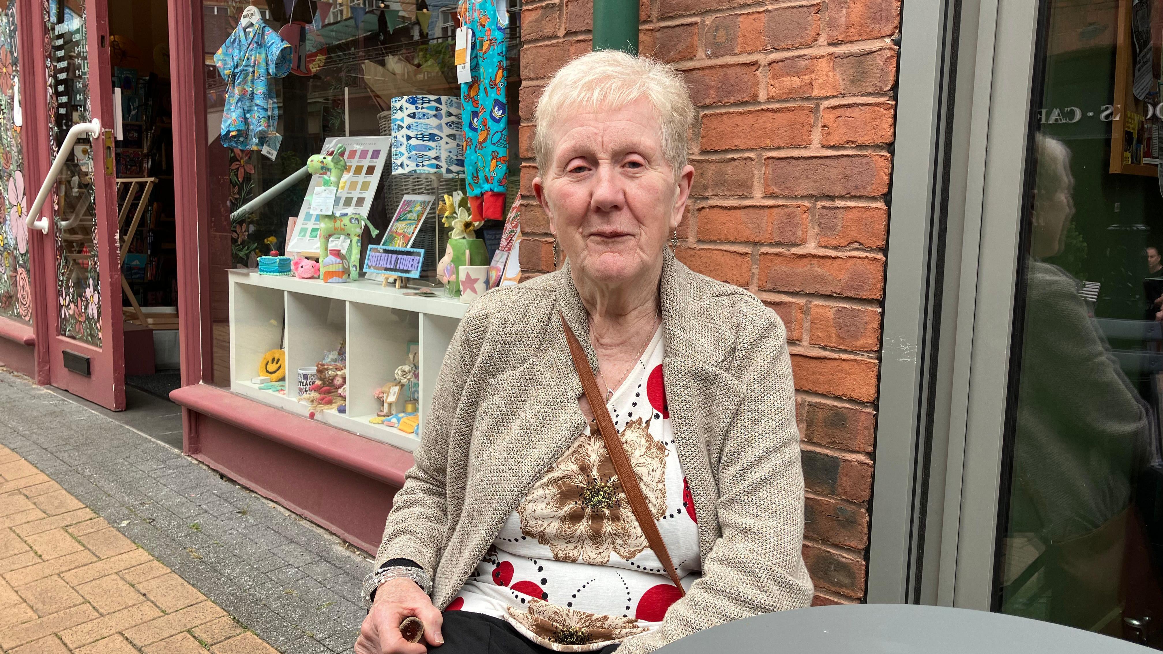 The charity b:friend was set up to tackle the isolation felt by some older people, like Estelle, through phone calls and visits from volunteers and group social events