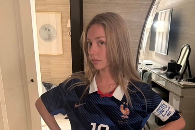 Mbappe's girlfriend Exposito in full French kit