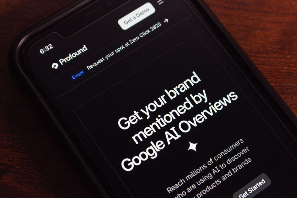 Reddit, news outlets weigh cutting Google off as AI summaries kill traffic: report