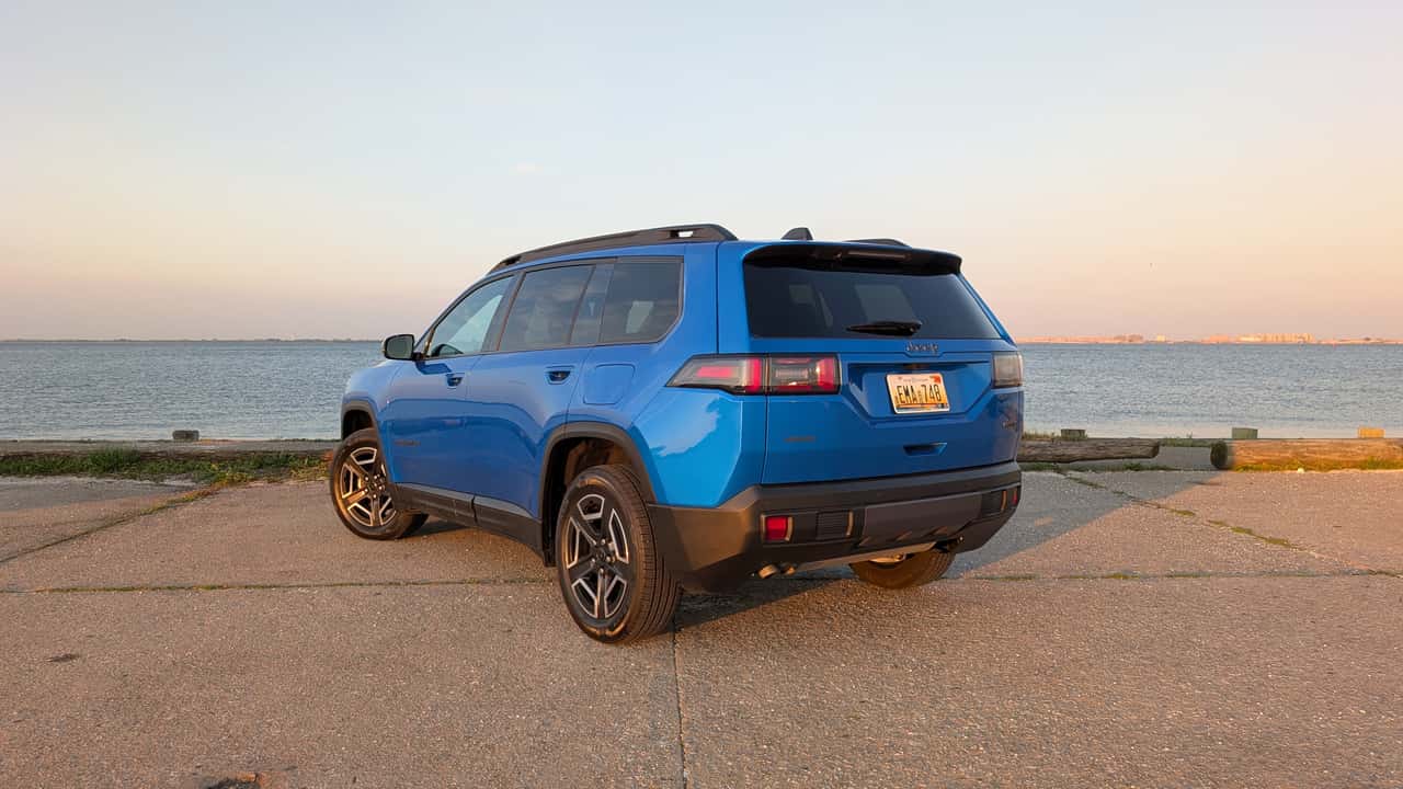 2026 Jeep Cherokee Hybrid