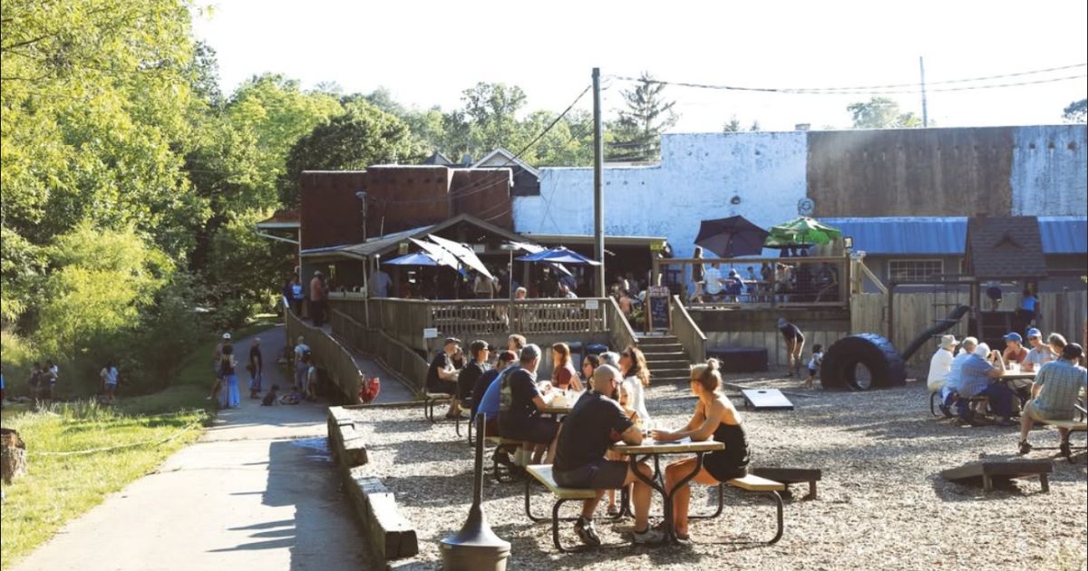 This waterfront restaurant in North Carolina is a local secret