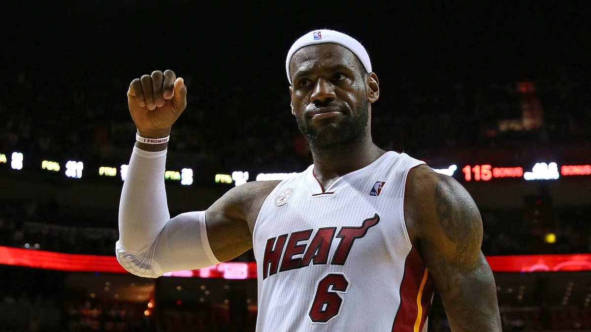 Heat facing pressure to sign LeBron James after social media blunder