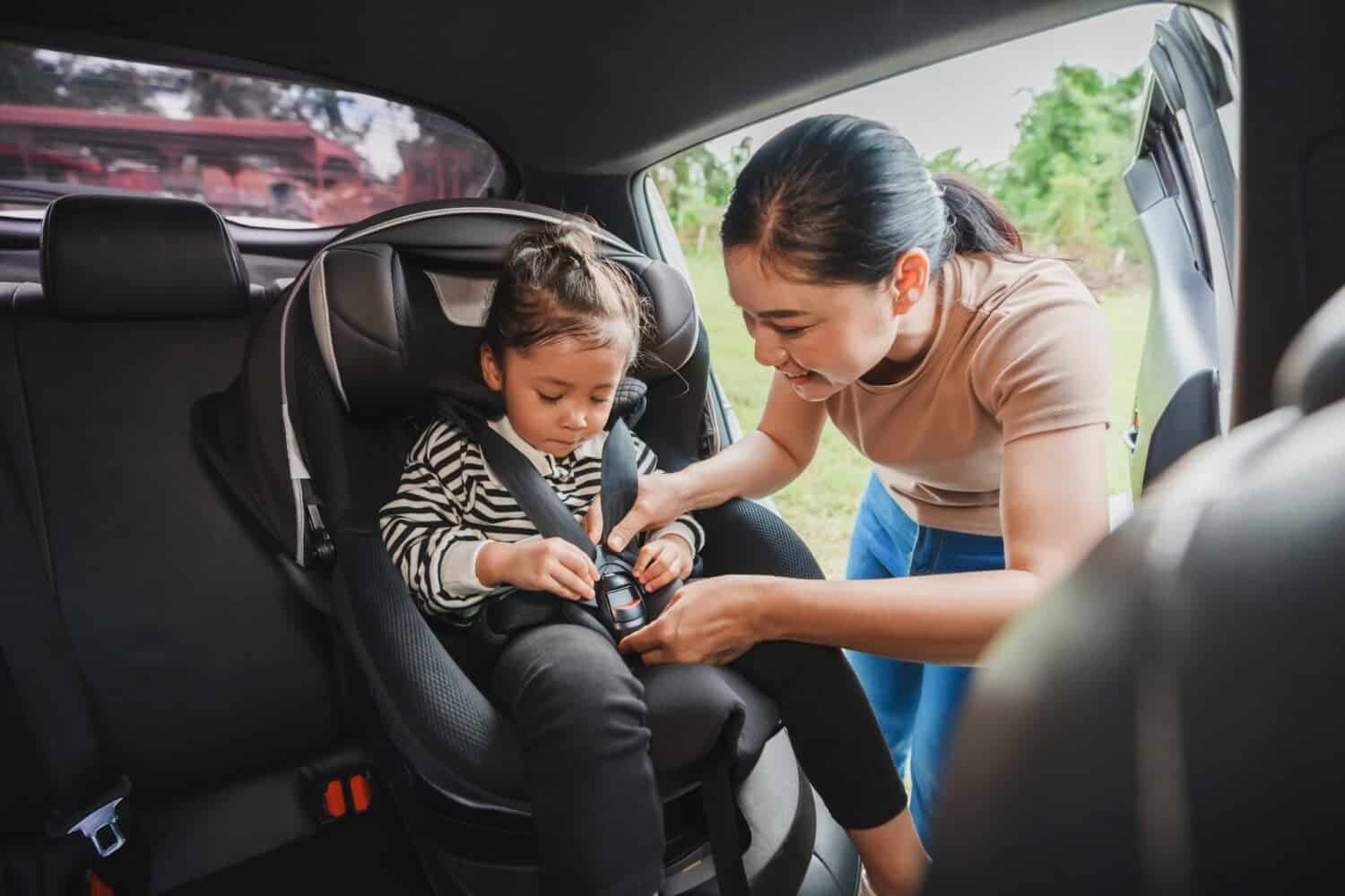 Never worry about forgetting your child in their car seat with these 13 simple tricks