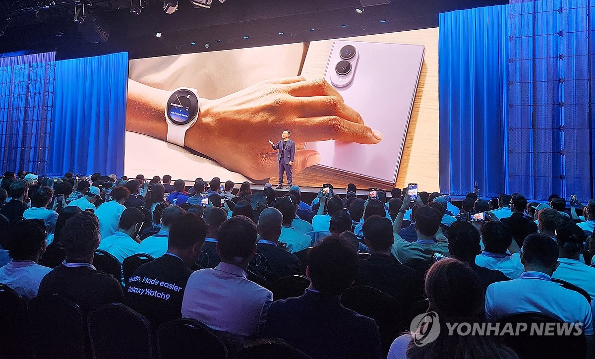 Samsung unveils 3 Galaxy Z foldable smartphones
