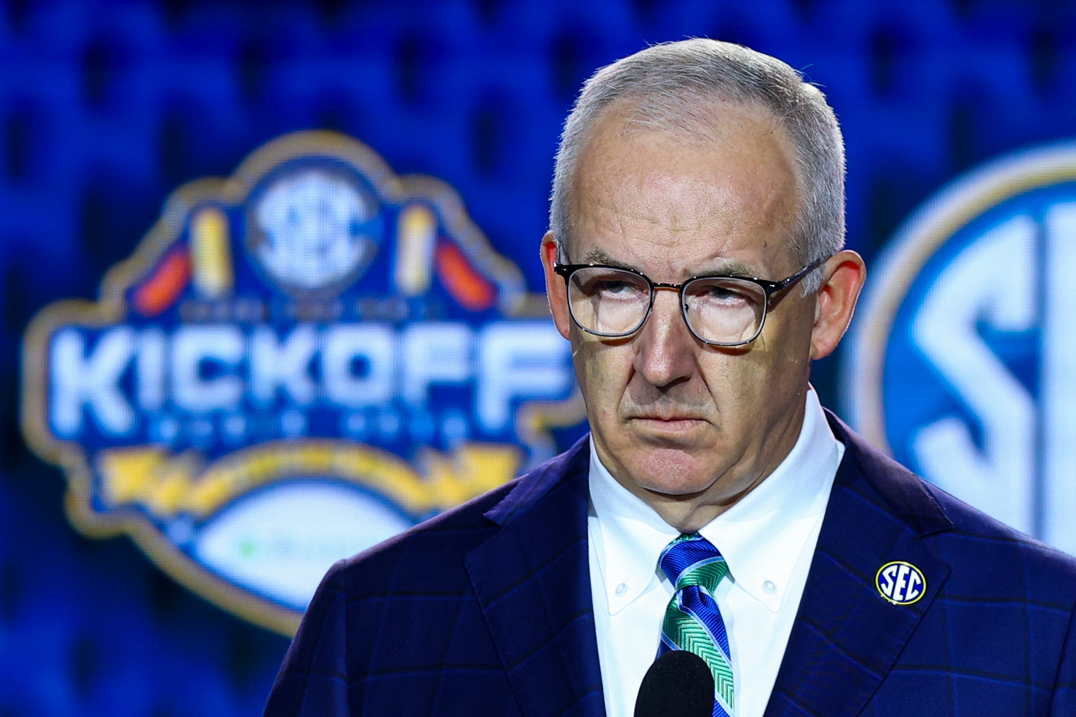 Greg Sankey sends message to Dabo Swinney after tampering allegations