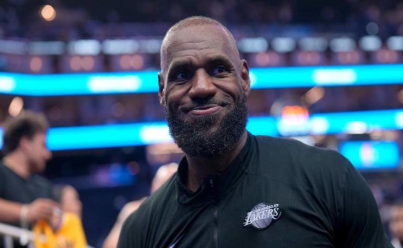Could the 76ers Land LeBron James and Another Former Top-5 Pick This Summer?