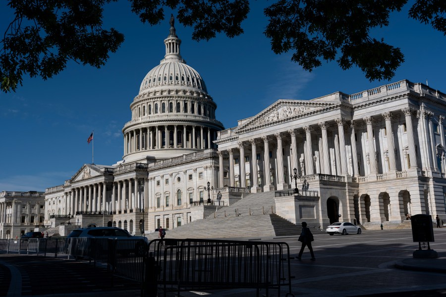 House passes vote on insider stock trading bill for congressional members