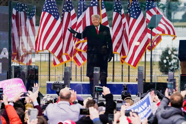 Judge doubles down on immunizing Trump’s Jan. 6 tweet about Mike Pence’s ‘courage’