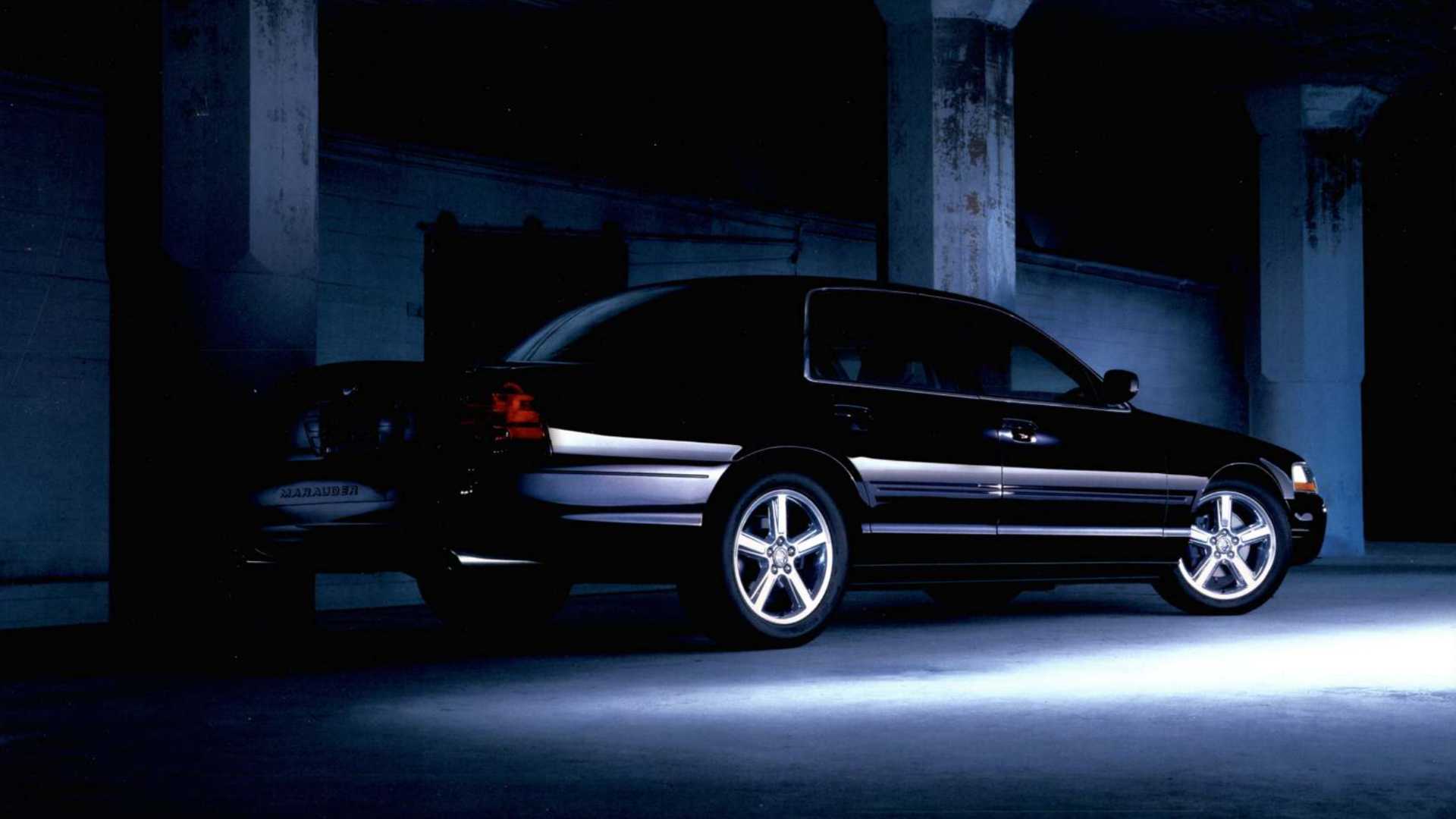 2003 Mercury Marauder Brochure rear 3/4 angle dark