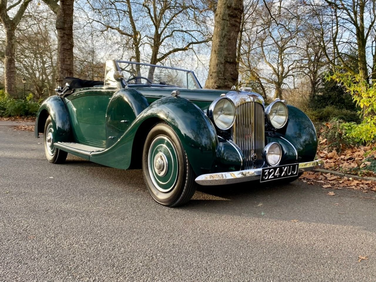 The 10 Coolest Pre-War Cars on Motorious Right Now