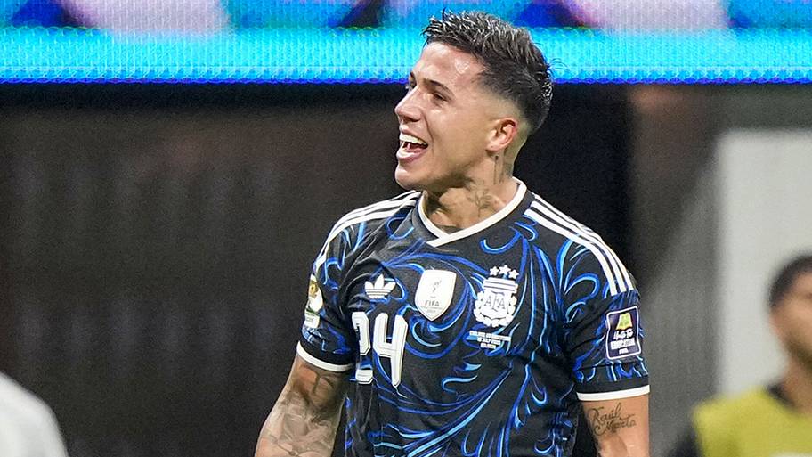 Argentina’s Enzo Fernandez celebrates goal vs. England in 2026 World Cup semifinal.