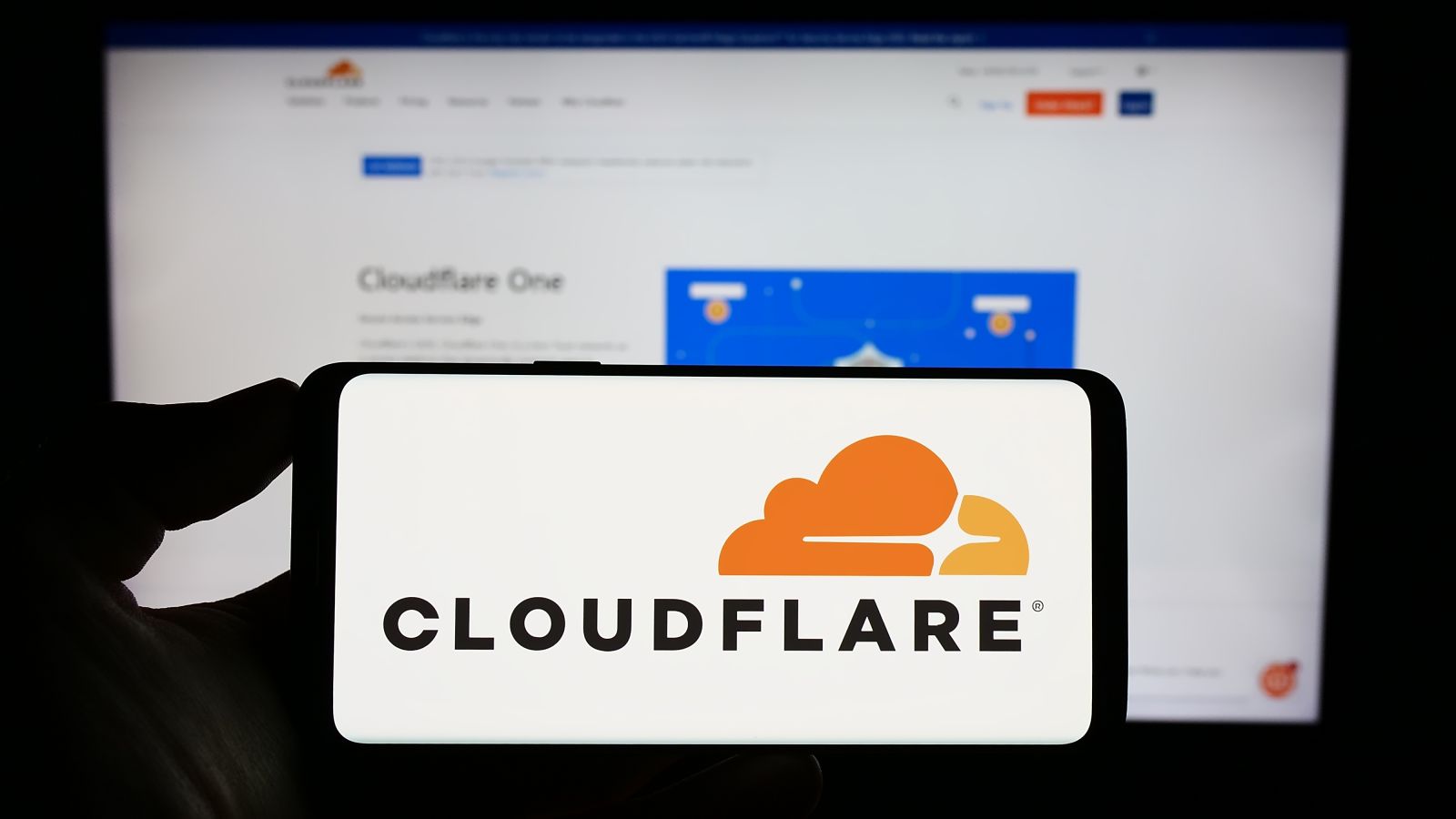 Cloudflare stock is not a buy despite its strong outlook. Here’s why.