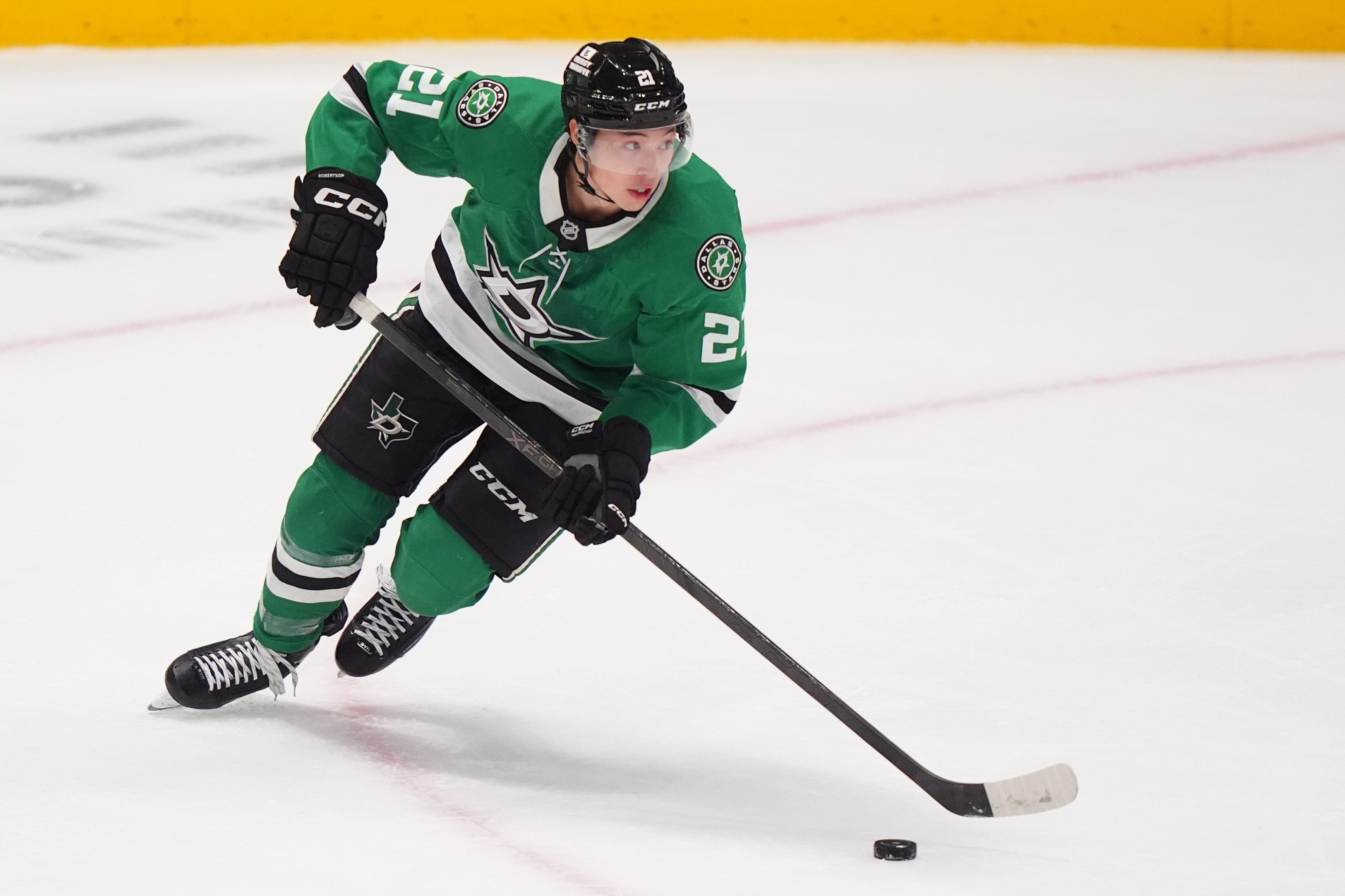 Jason Robertson set for 1 more season with Dallas Stars, who hope for more after $12M deal