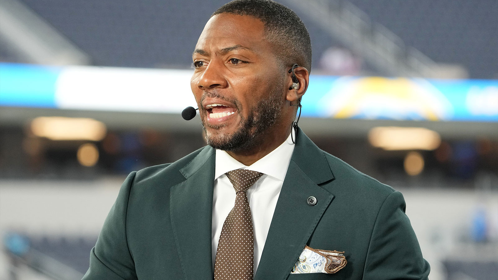 Travis Kelce subtly shows support of Ryan Clark after bizarre ESPN layoff