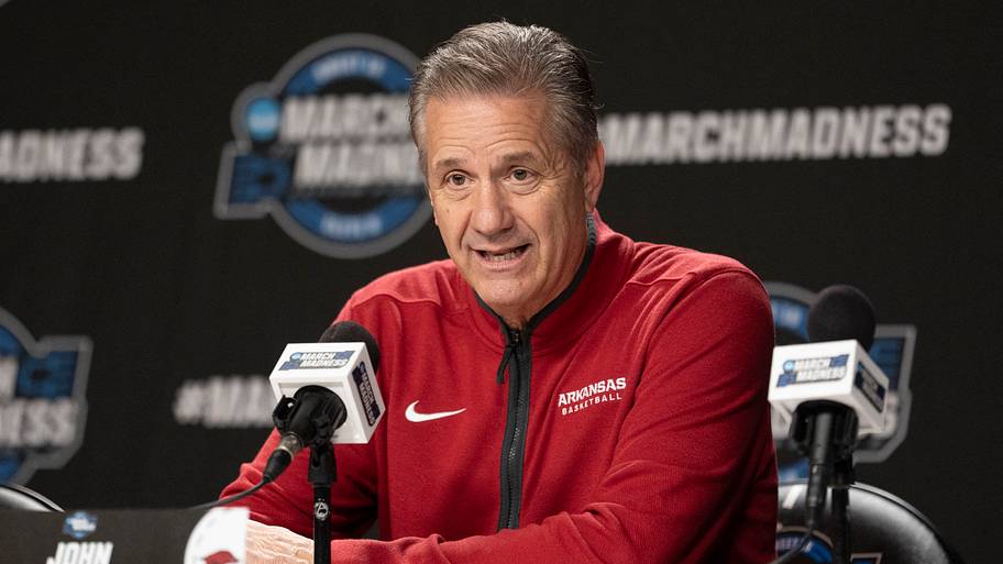 Caleb Ourigou, Davion Thompson signings officially fix Calipari & the Razorbacks' biggest weakness