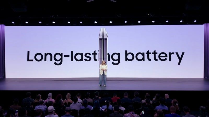 Samsung boasted about the battery life of its new phones at the Galaxy Unpacked event. | Image by Samsung