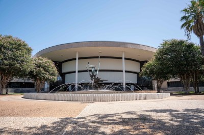 A college building with a distinctive cylindrical form with extended wings, which are thought to symbolize Martin Luther King Jr.'s legacy and enduring influence.