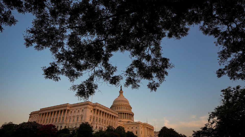 Daylight saving time bill faces strong headwinds in the Senate