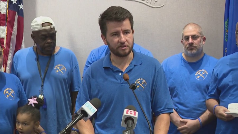 Unionized tenants meet with Connecticut officials in push for improved conditions