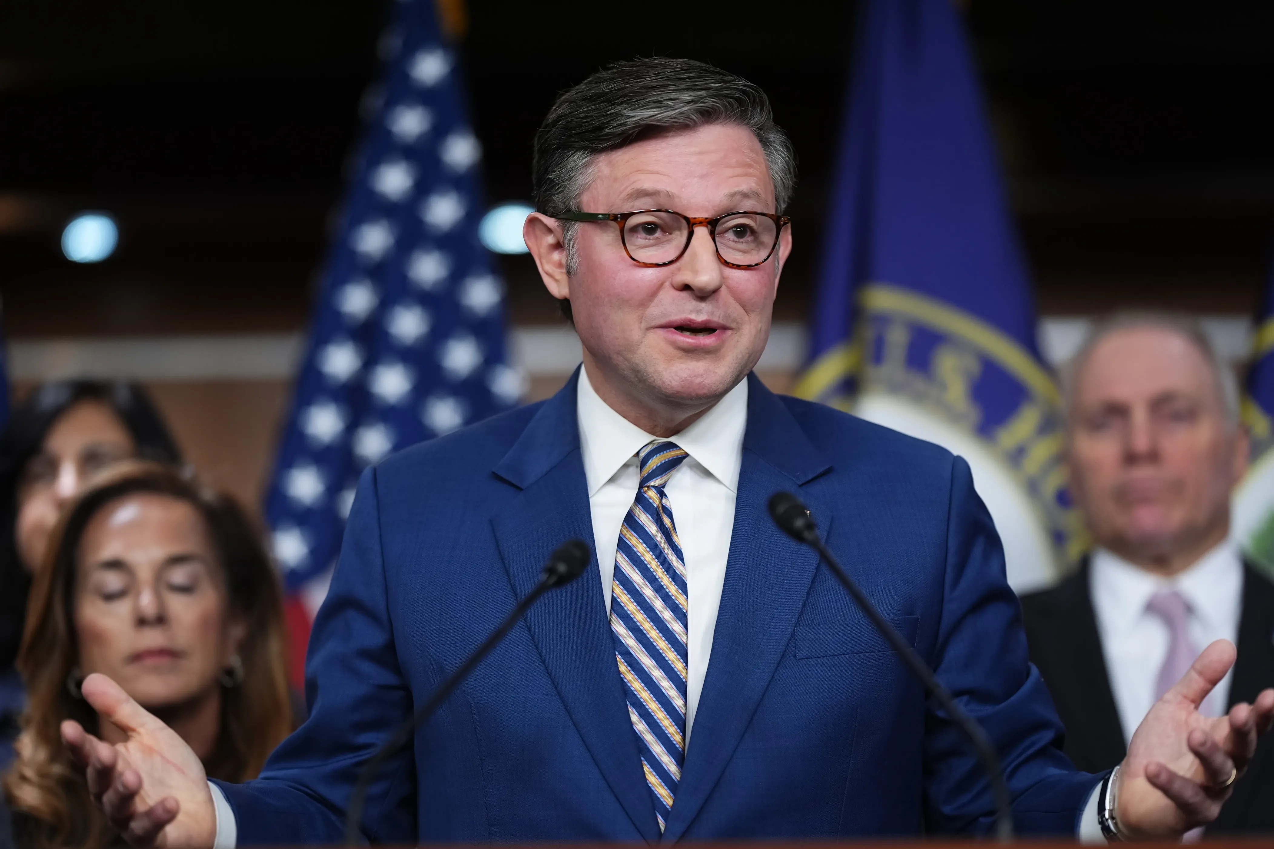 House Republicans pass budget framework for $95 billion party-line spending bill