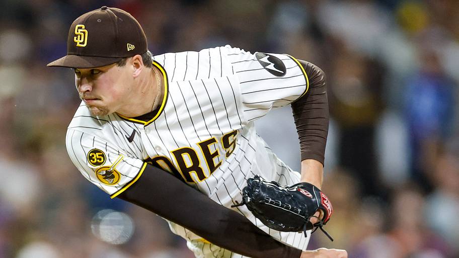 San Diego Padres relief pitcher Mason Miller