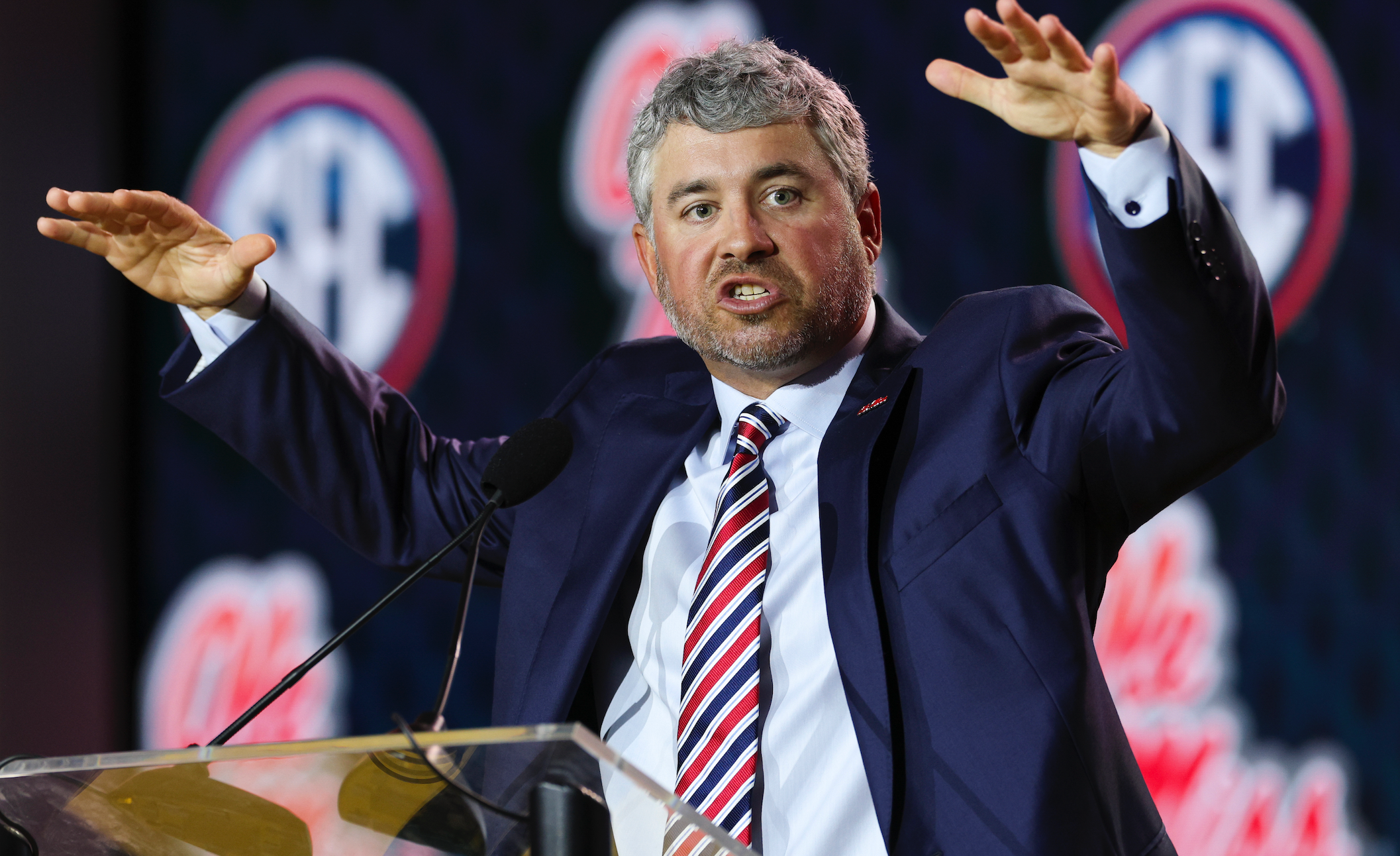 Ole Miss head coach Pete Golding dropped some strong words on LSU head coach Lane Kiffin