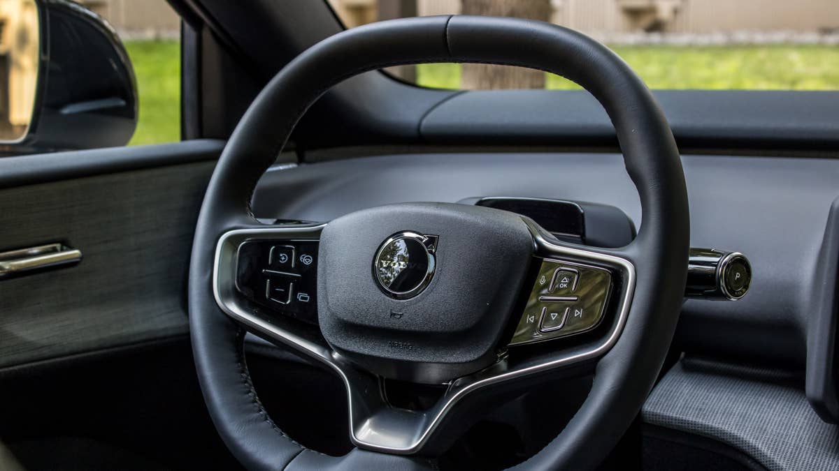 2026-volvo-ex30-5