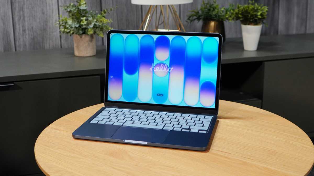I’m a die-hard Apple user. Here’s the travel tech I refuse to leave at home