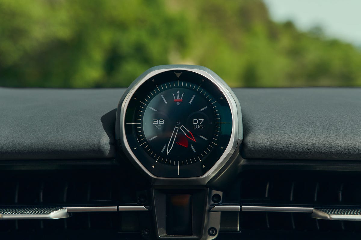 View Interior Photos of the 2027 Maserati GranCabrio Folgore