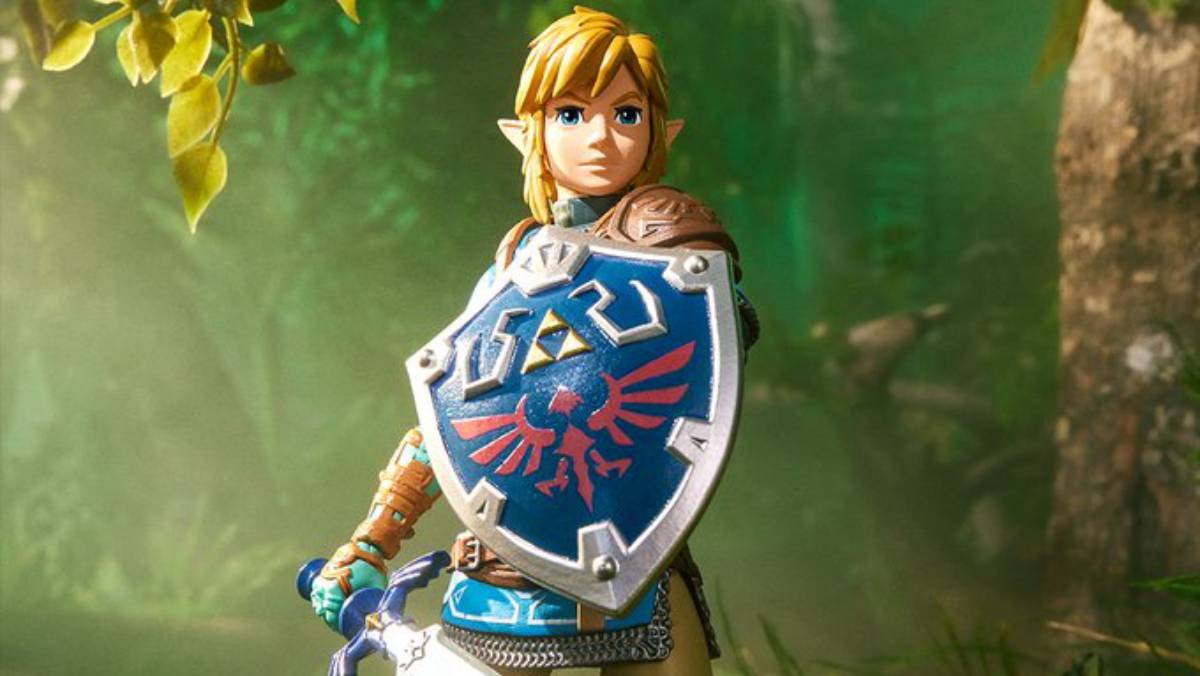 Hasbro The Legend of Zelda Link, Zelda, and Ganondorf figures appear